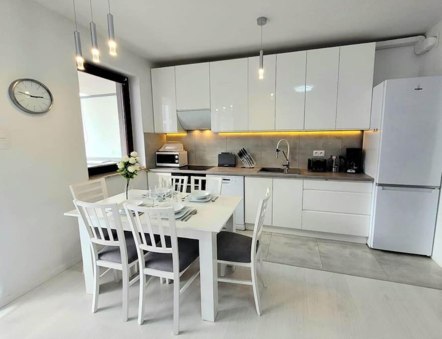 Apartment Sophie 3 Rooms, 2 Bathrooms, 8 Persons Krasków Eksteriør bilde